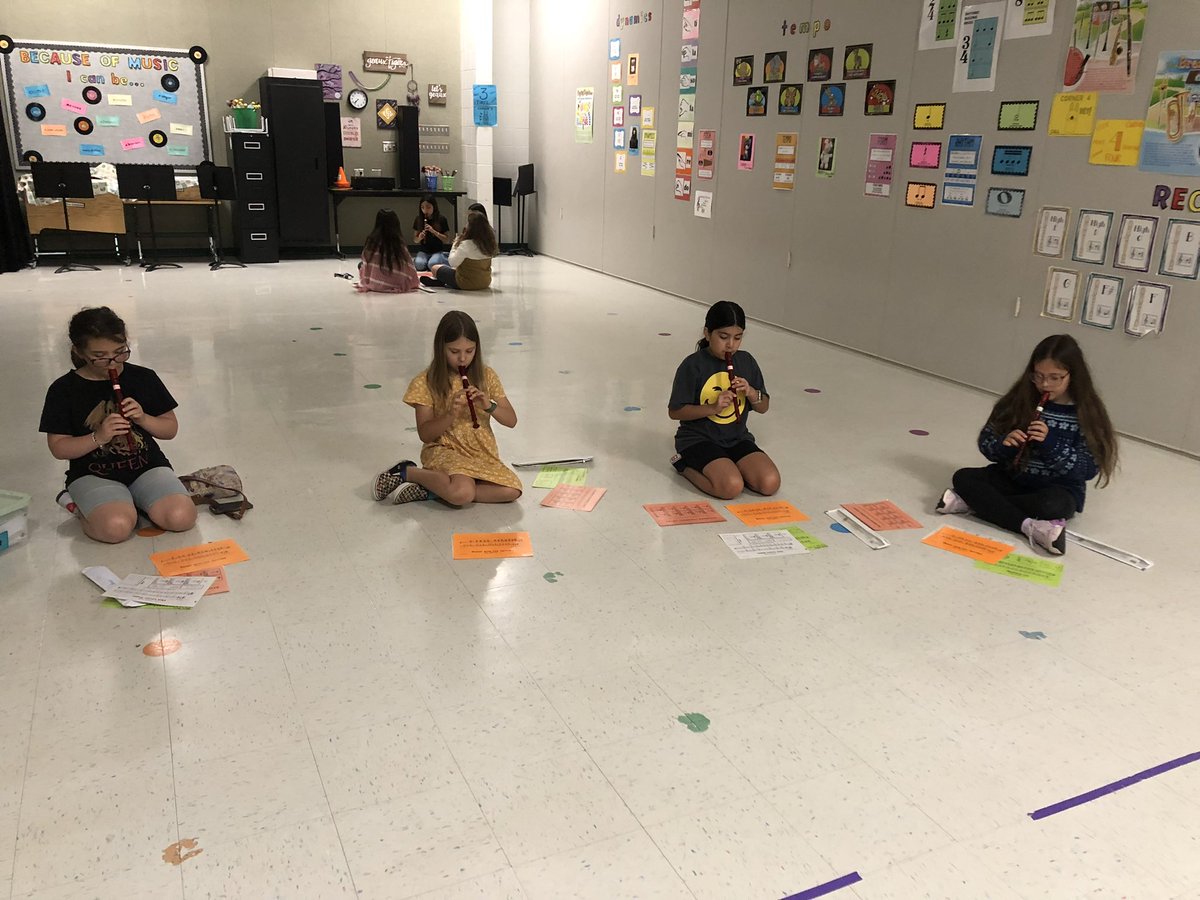 Our Amazing music teachers, Mrs. Quinn and Mrs. Bickham have been having morning music enrichment with our Explorers! The extra time taken with the students makes such a positive impact on them! 🎶🎼