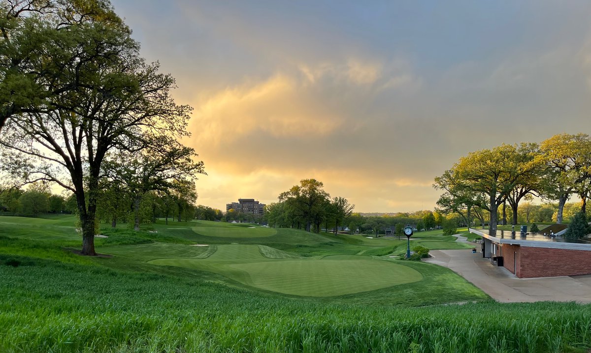 A gorgeous sky after last night’s storm over @WakondaClub. The golf course looks incredible thanks to @wakondagrounds and @TylerRaeDesign. Opening day and @PCCTourney are just around the corner!