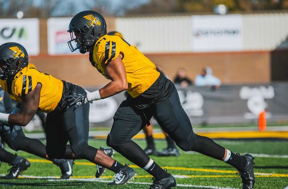 Got the chance to sit down with fomer Missouri Western and new Baltimore Ravens defensive linemen CJ Ravenell (.@CJRav) today We talked his rookie minicamp experience, signing a contract, and what it means for him to be a Griffon in the NFL Can't wait for ya'll to hear this one