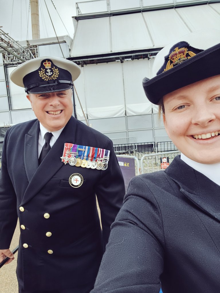 T minus 3 weeks until #FlagsOut 😔 Will miss @WO1DavidSmith a lot - this man does incredible stuff every day for people across the RN & RM that often goes unnoticed - thank you 🙏