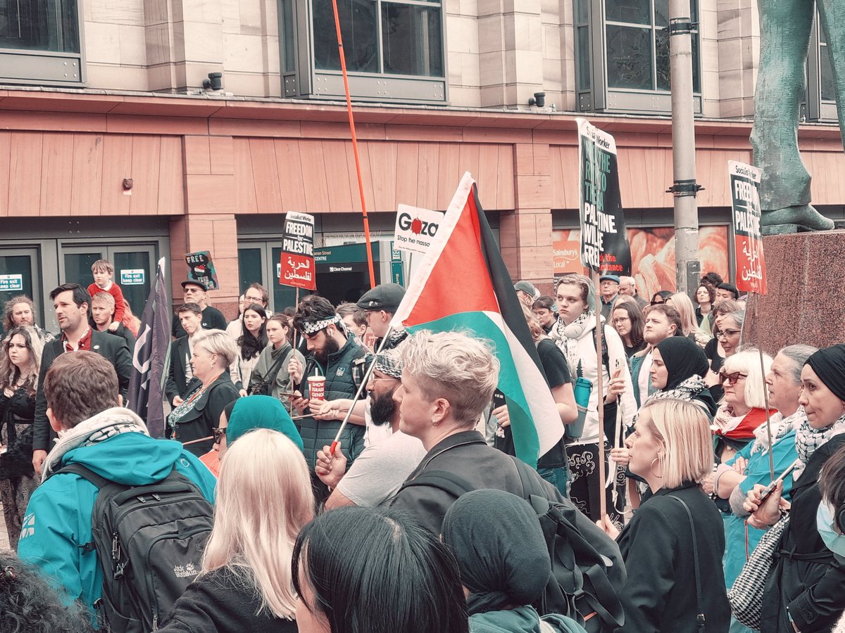 Emergency #HandsOffRafah protest in Glasgow tonight. All politicians and insufferable cowards enabling Israel's barbarity will be punished by the generations of young people rising across the world in solidarity with the Palestinians. You do not forget what politicised you.