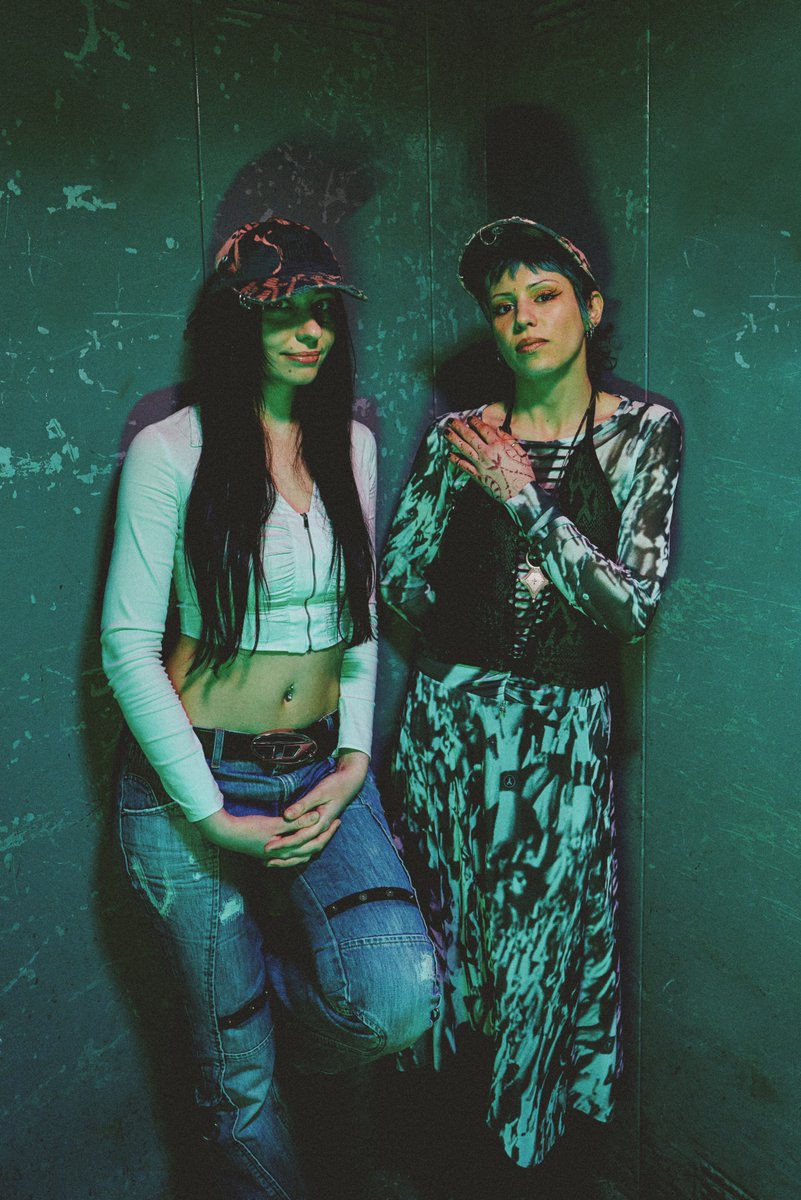 My deep, psy and trance-proggy b2b with <a href="/tsun_iman/">TSUNIMAN</a> has just landed on Soundcloud. Go down the rabbit hole and get lost 👉soundcloud.com/netil-radio/pl…