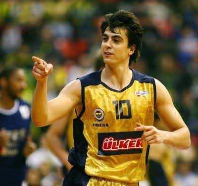 DegajSportscom's tweet photo. Sana da eyvallah be kral.
Herkesten çok inandı Fenerbahçe’sine. 

Efsane denilenlerden bin kat efsane. 
Artık eve dön. https://t.co/J07McRKuKV