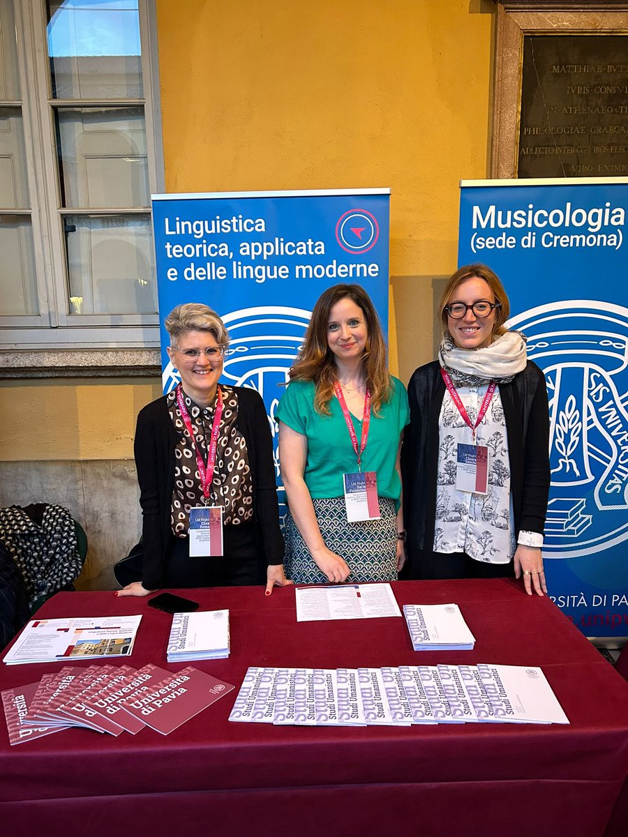 ling_in_pavia's tweet photo. Presenti anche noi con lo stand della Laurea Magistrale in Linguistica Teorica, Applicata e delle Lingue Moderne alla LM Night - La Notte Bianca delle Lauree Magistrali dell’@unipv 
@socioilaria @zanchichia e Elisa Roma @ling_in_pavia 
#LMNight #LaureaMagistrale #Linguistica https://t.co/U7ZNFds24C