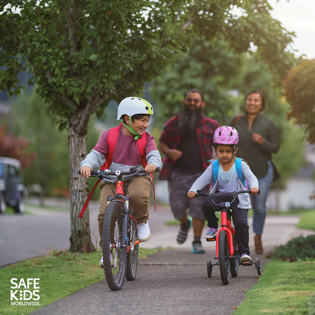 Today is National Bike & Roll to School Day! 🚲 Whether biking to school or around the neighborhood, follow these Bike Safety Tips to keep your kids safe! 👉 safekids.org/tip/bike-safet…