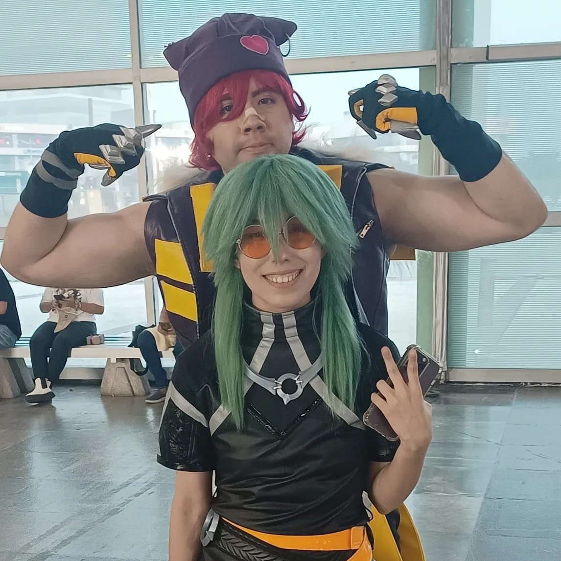 Wiizardo_'s tweet photo. Sigo en mi arco de cosplayer amateur, aquí una foto mía como #sett junto a mi duo cosplay #ezreal ambos muertos después de la cove
#cosplay #leagueoflegends #riotgames #heartsteel https://t.co/2cFS5LSSfB