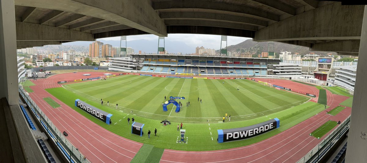 Estádio Brigido Iriarte pra Rayo Zuliano x Athletico #SulAmericananoParamount