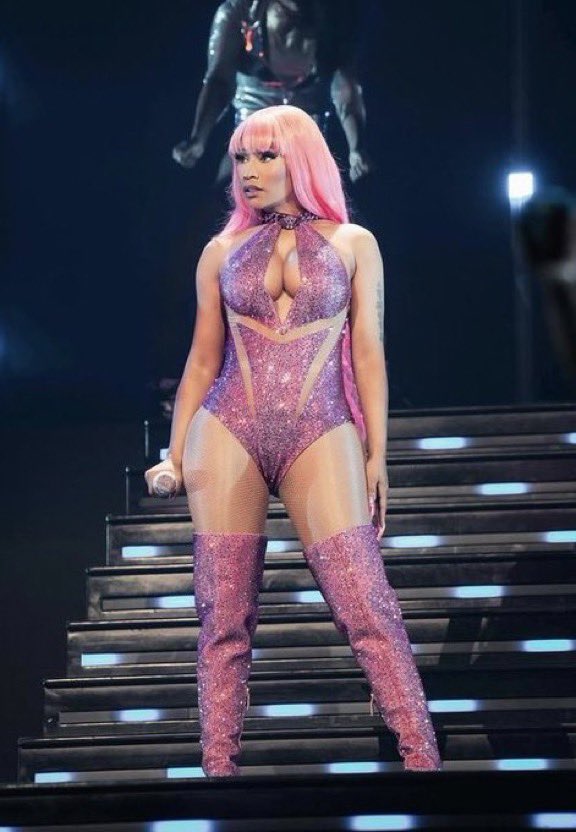 CarmellaBigBarb's tweet image. .@NICKIMINAJ's #PinkFriday2Tour show in New Orleans tonight is SOLD OUT! 

— This is her 33rd consecutive sold out show, the most for any female rapper in HISTORY.