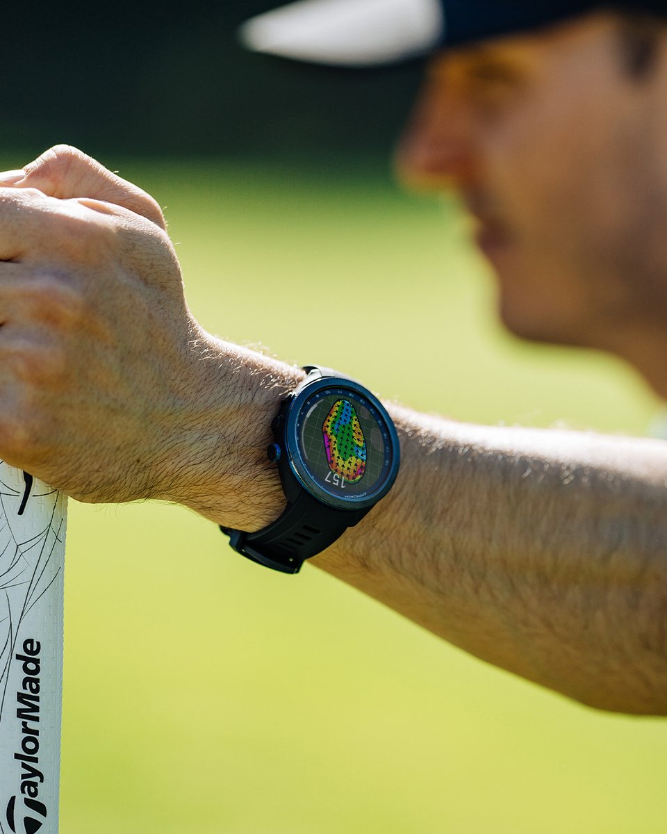 The @TaylorMadeGolf x Garmin #ApproachS70 is like a caddie on your wrist — in copper and a new blue colorway. Adorned with a branded bezel and keepers, it's designed to help elevate your game by providing yardages, score keeping and more. ⛳️ ms.spr.ly/6017YpnGD