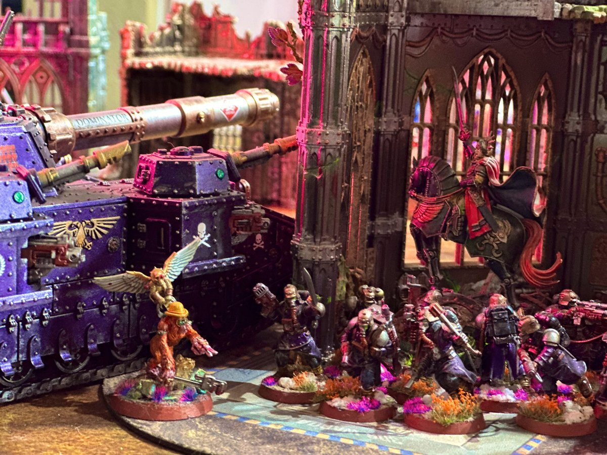WAPhammer16's tweet photo. Monkey Wrench rolling out with the Krieg! 🎩🐵🔧☠️ #warhammer40k #warhammer40000 #warhammer #imperialguard #shadowsword https://t.co/0u9sXBeK5F