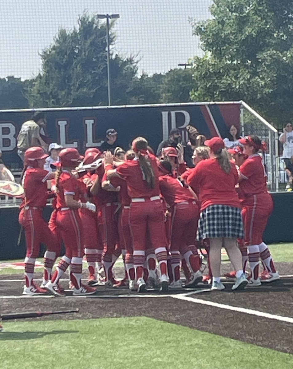 Another GRAND SLAM for the Cards!!! 🥎🥎🥎🥎🥎🥎🥎🥎🥎🥎🥎🥎🥎🥎Cardinals lead 8-2! @JPIIHS_Softball