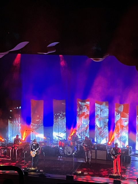 bryanwempen's tweet image. support and love mean more than words can express. Here's to continuing the journey together, one day at a time. #santafe #redefinenormal #wedorecover @cityandcolour