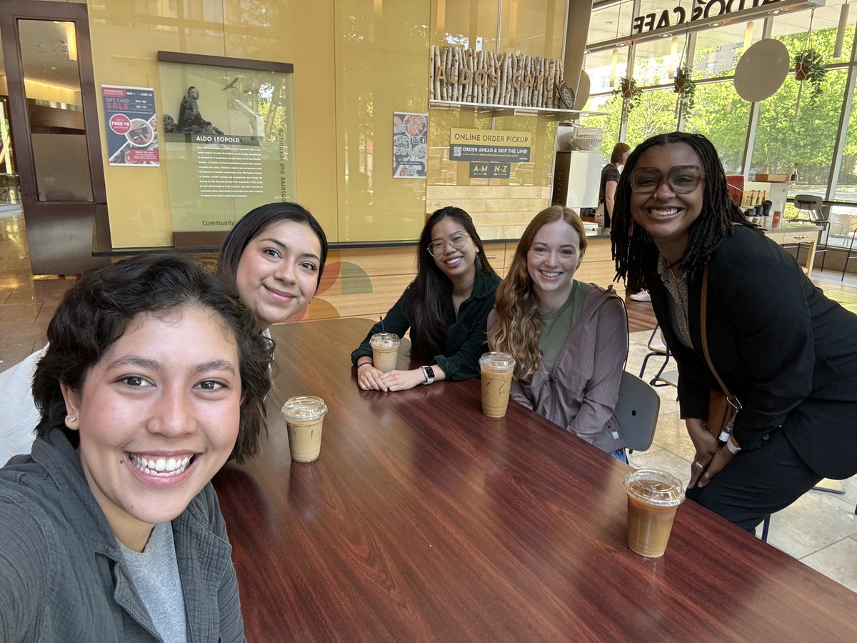 Kinjal Majumder (@majumder_lab) on Twitter photo It was wonderful having <a href="/Dr_Sprggs/">Chelsey Spriggs, Ph.D.</a> visit Madison for the <a href="/McArdleLab/">McArdle Laboratory</a> seminar. It was wonderful having <a href="/Dr_Sprggs/">Chelsey Spriggs, Ph.D.</a> visit Madison for the <a href="/McArdleLab/">McArdle Laboratory</a> seminar.