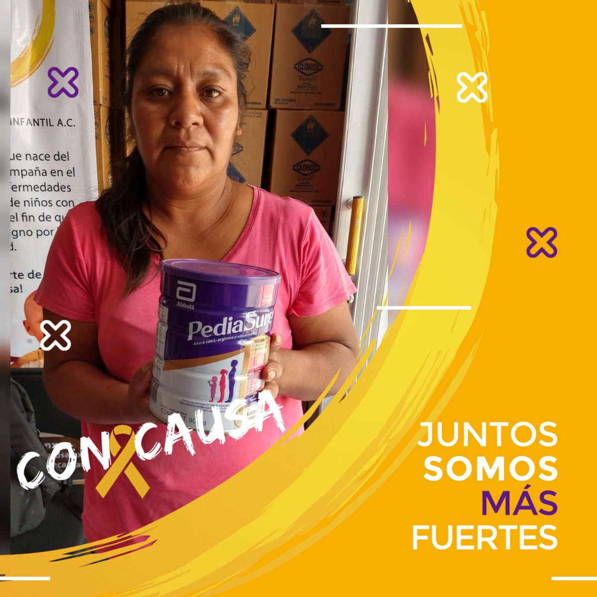 Entregamos a la mamá del pequeño Paulino la lata de Pediasure que le recetaron y que le ayudará mucho en su nutrición durante el tratamiento. Gracias a nuestra amiga Montserrat Arreola que hizo esta donación posible ❤️🎗️ #ConCausa #Oaxaca