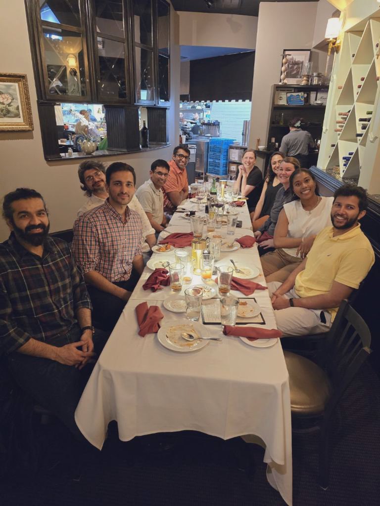 Fellow’s annual dinner with AE team! Dr Mudireddy (not on twitter 🥲) and Dr Regan @kararegan @hassamalii @ShivaPoola @rahulpamarthy @fahdfarooq90 @ZarakHassanKhan -karrisa Lambert and MK! (Coming soon on twitter)