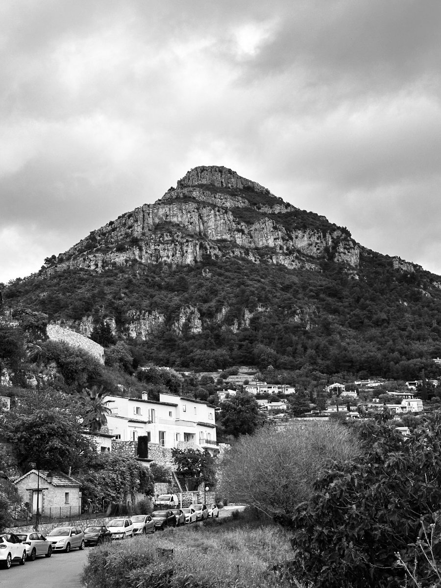 #photography #blackandwhite #saintjeannet #france #mountain