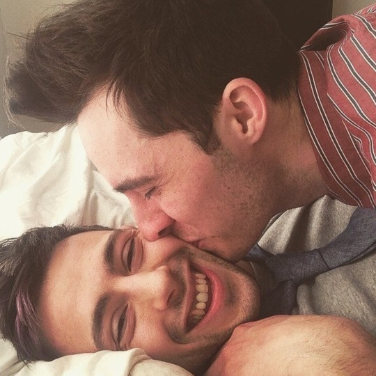 Taram Boyle romancier 🏳️‍🌈 tweet media