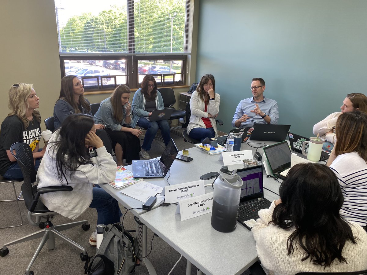 Another day of awesome collaboration with our @Naperville203 Middle School Level Design Team! Thankful for their efforts, positivity, & drive to think through the ideal experience for students & staff! #Elevate203