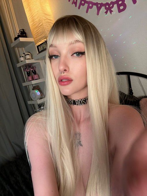 It&rsquo;s my birthday tomorrow, so let&rsquo;s celebrate it together on Stripchat❤️&zwj;🔥🌶️  Im live at 11:30pm 💦  https://t<a href="/tag/porn"class="tags"><span>#porn</span></a><a href="/tag/juice"class="tags"><span>#juice</span></a><a href="/tag/wet"class="tags"><span>#wet</span></a><a href="/tag/ass"class="tags"><span>#ass</span></a><a href="/tag/hotgirl"class="tags"><span>#hotgirl</span></a><a href="/tag/masturbaci%C3%B2n"class="tags"><span>#masturbaci&ograve;n</span></a>