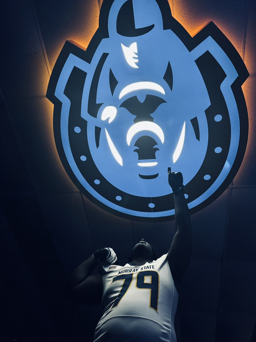 Campaignjc's tweet image. Grateful for the incredible journey and all the coaches who believed in me throughout this process . Huge thanks to Mike Walker and my family for their unwavering support. Excited to announce my commitment to Murray State University! Go Racers! 💛💙