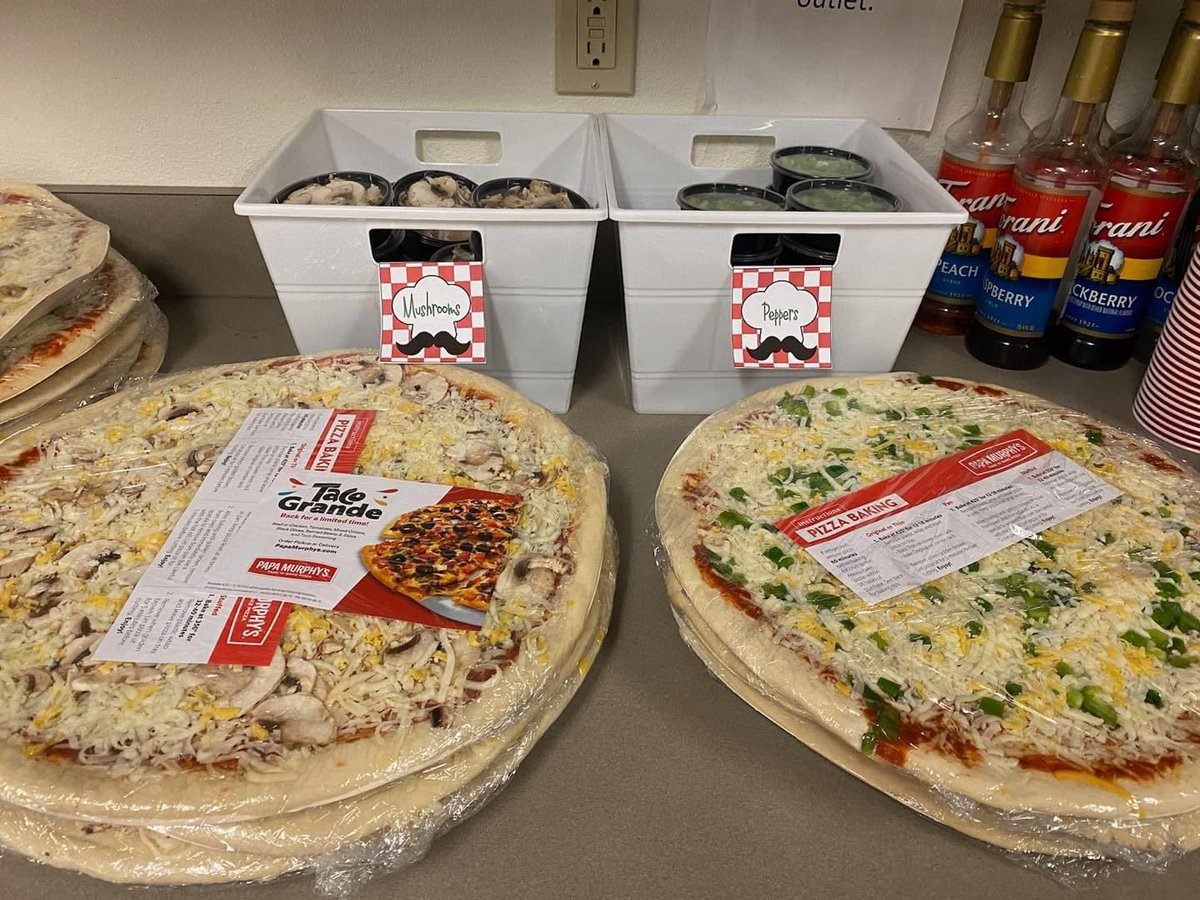 Today’s vibe provided by <a href="/BCEPTABluejays/">Brushy Creek Elementary PTA</a>: Teaching with PIZZAzz!! Thank you for dinner! <a href="/jennystrong92/">Jenny Strong</a> <a href="/mrsparkeredu/">Hannah Parker</a> <a href="/myam2/">Dr. Mya Mercer</a>