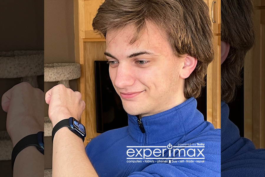 Mom could probably use an Apple Watch®.  So could Dad, and your soon-to-be Grad.  Apple Watches® are currently a Hela Deal at Experimax 🐾.  While supplies last.