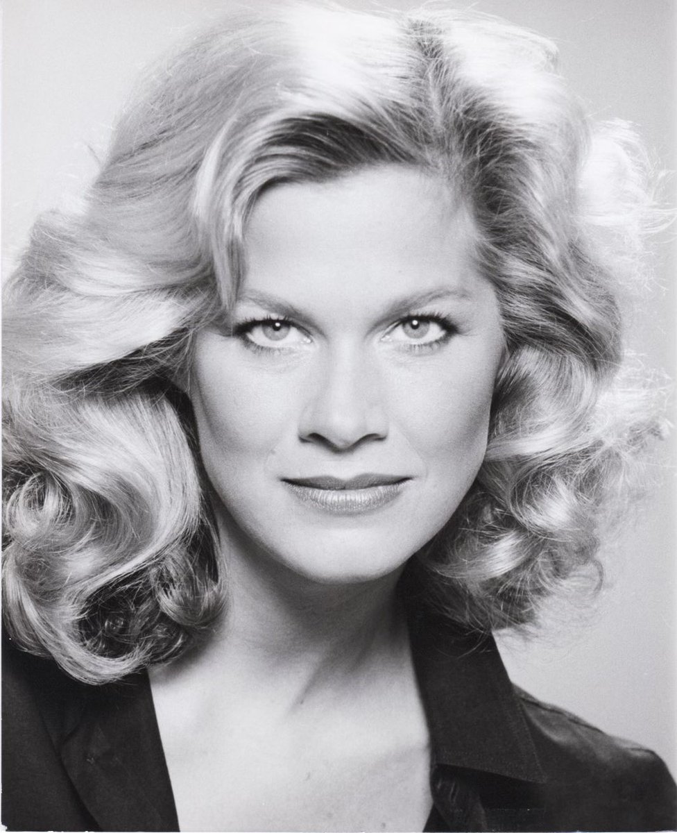 KatCressida's tweet photo. HEARTBROKEN 💔
A #PopCulture LEGEND ⭐️
whose iconic #cheerleader literally
POLARIZED PLAYGROUNDS across th'world!
⭐️ #SusanBuckner ⭐️
The definitive #PattySimcox
she stole every scene, stealing our hearts-
ensuring #GreaseIsTheWord
ALWAYS and FOREVER
#RIPSusan ♥️ RT https://t.co/pCljUzQLNX