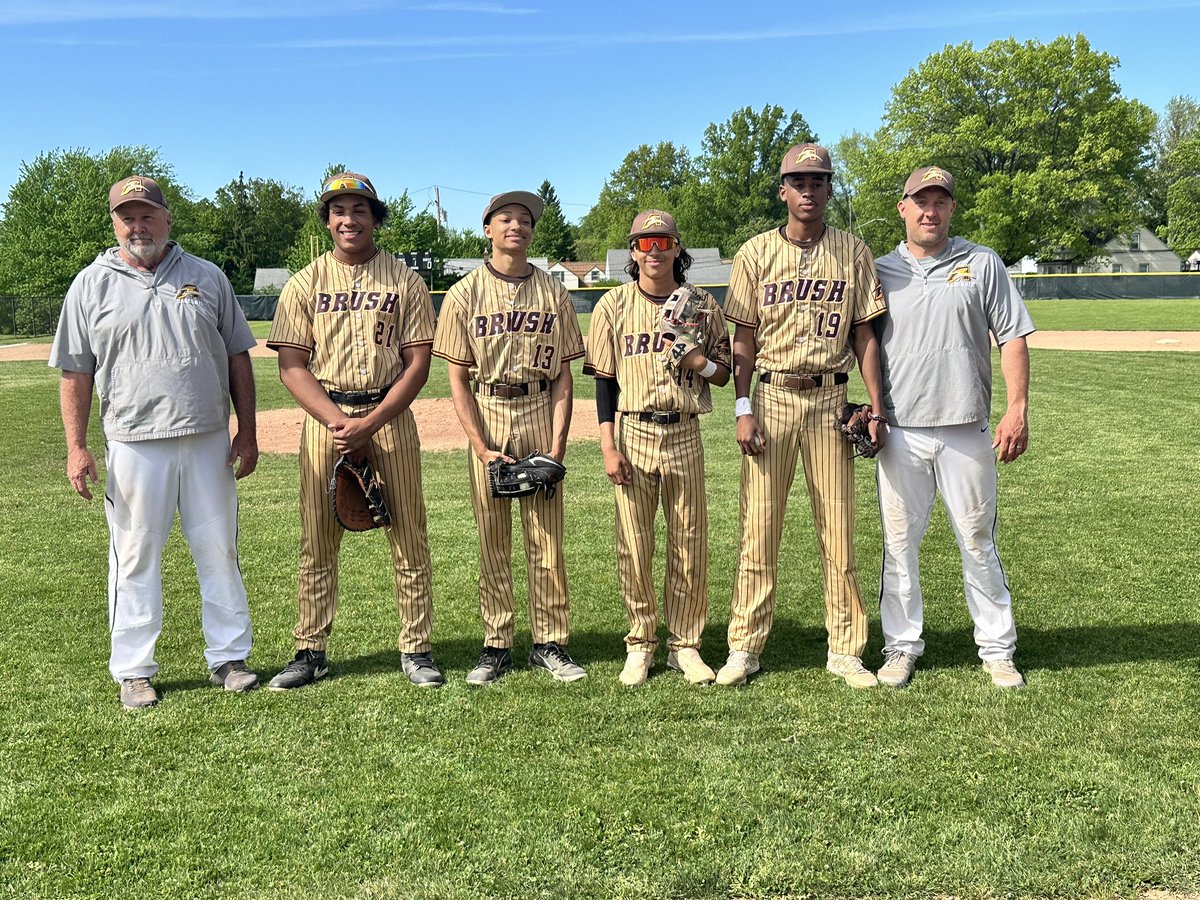 Senior Day for @ArcsBaseball, thank you to our four seniors and their families for the continued support
