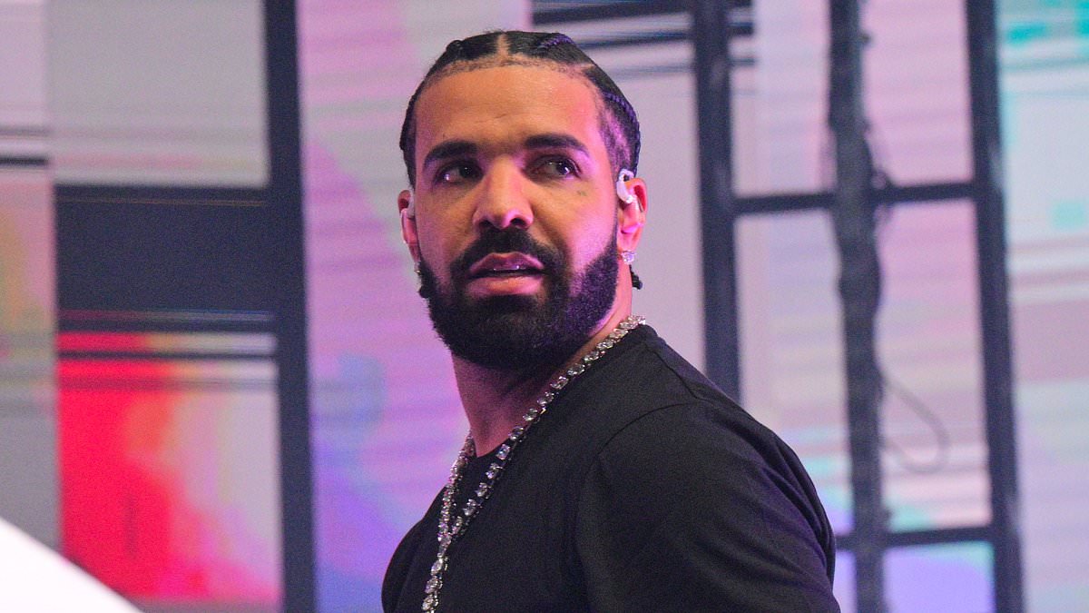 Intruder tries to break into Drake's house one day after his security guard was shot outside trib.al/1CKmCVZ