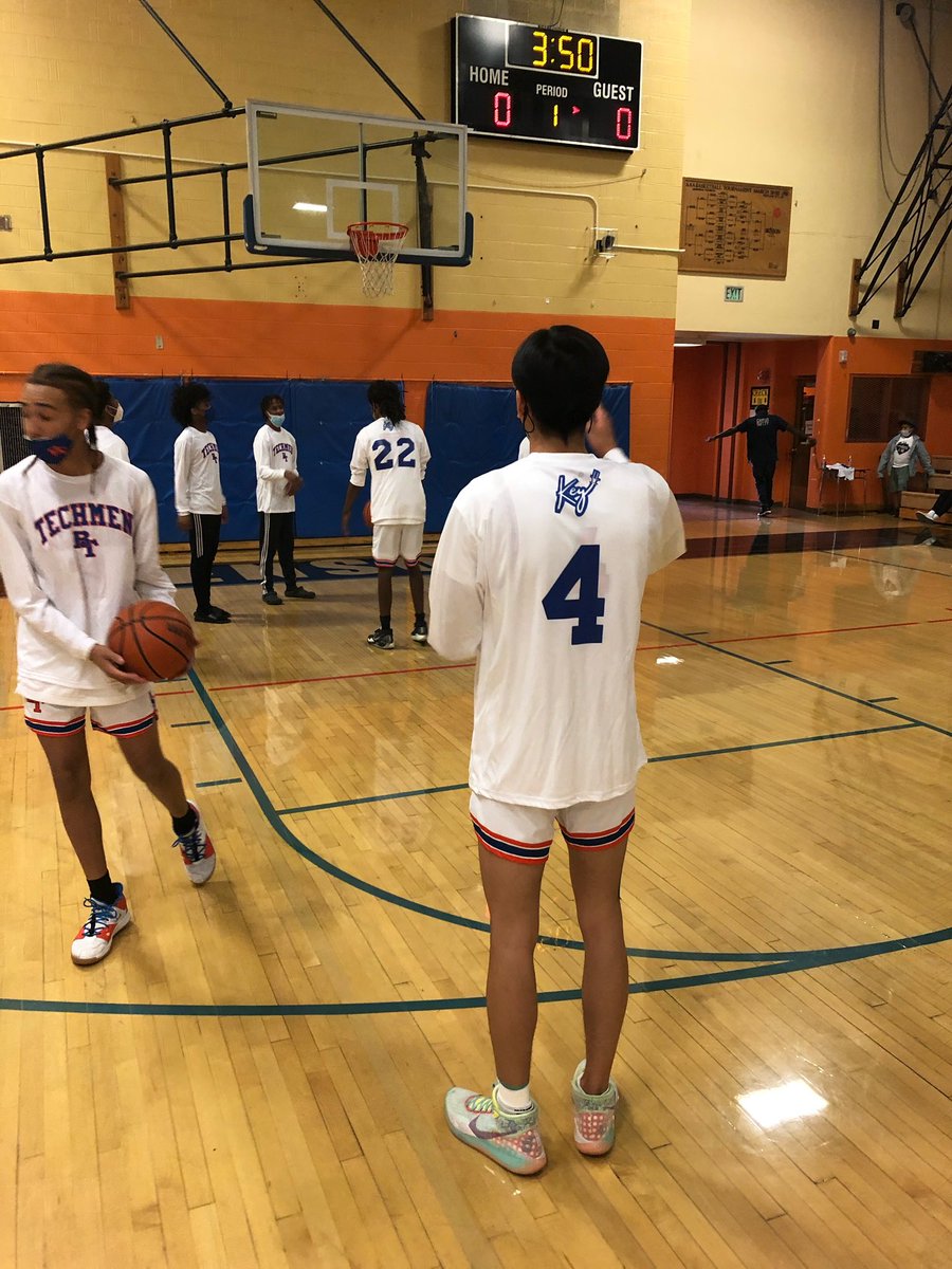 KEYTHECONNECT's tweet image. Today is our 4 Year Anniversary! A continuos thank you to all our supporters 🔑🔌🌐 #KEYCONNECT