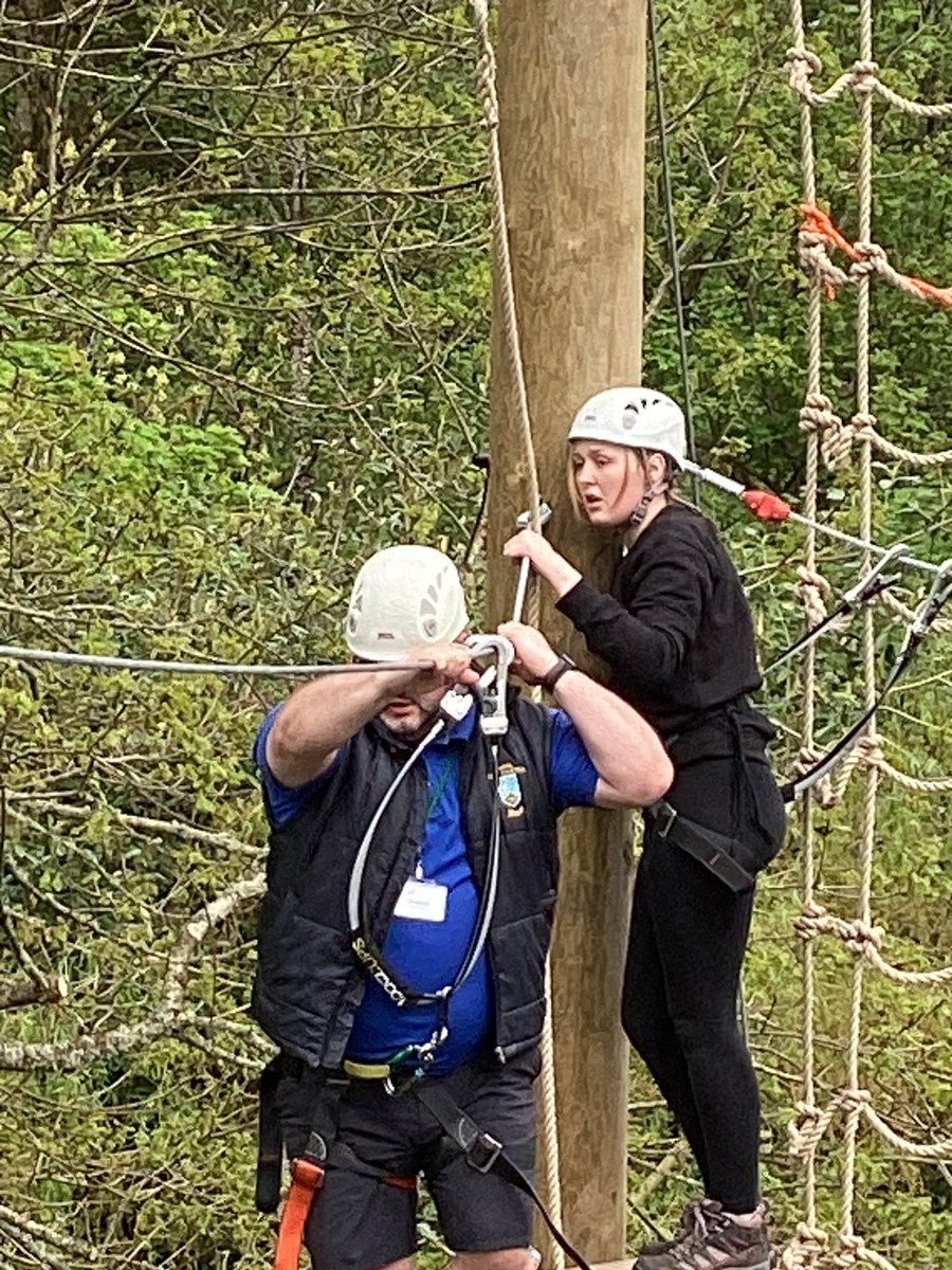 YBCBridgend's tweet photo. Lefel Uwch Cwrs Rhaffau @glan_llyn too scary for some of us. Llongyfarchiadau mawr to those who completed the top course! #YBCCymraeg https://t.co/3hYcwh7uL1