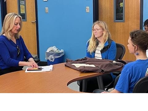 @KdkaKristine interviewed our amazing entrepreneurs @NorthgateProud in partnership with @startablepgh. Our students are competing in the Southwestern PA Youth Pitch Competition this Sat! These kids are learning skills and paying bills with their ideas! #StudentsFirstAndForemost