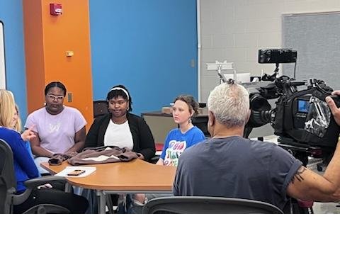 DrSmithFCAHS's tweet photo. @KdkaKristine interviewed our amazing entrepreneurs @NorthgateProud in partnership with @startablepgh. Our students are competing in the Southwestern PA Youth Pitch Competition this Sat! These kids are learning skills and paying bills with their ideas! #StudentsFirstAndForemost https://t.co/OTRqwjiiif