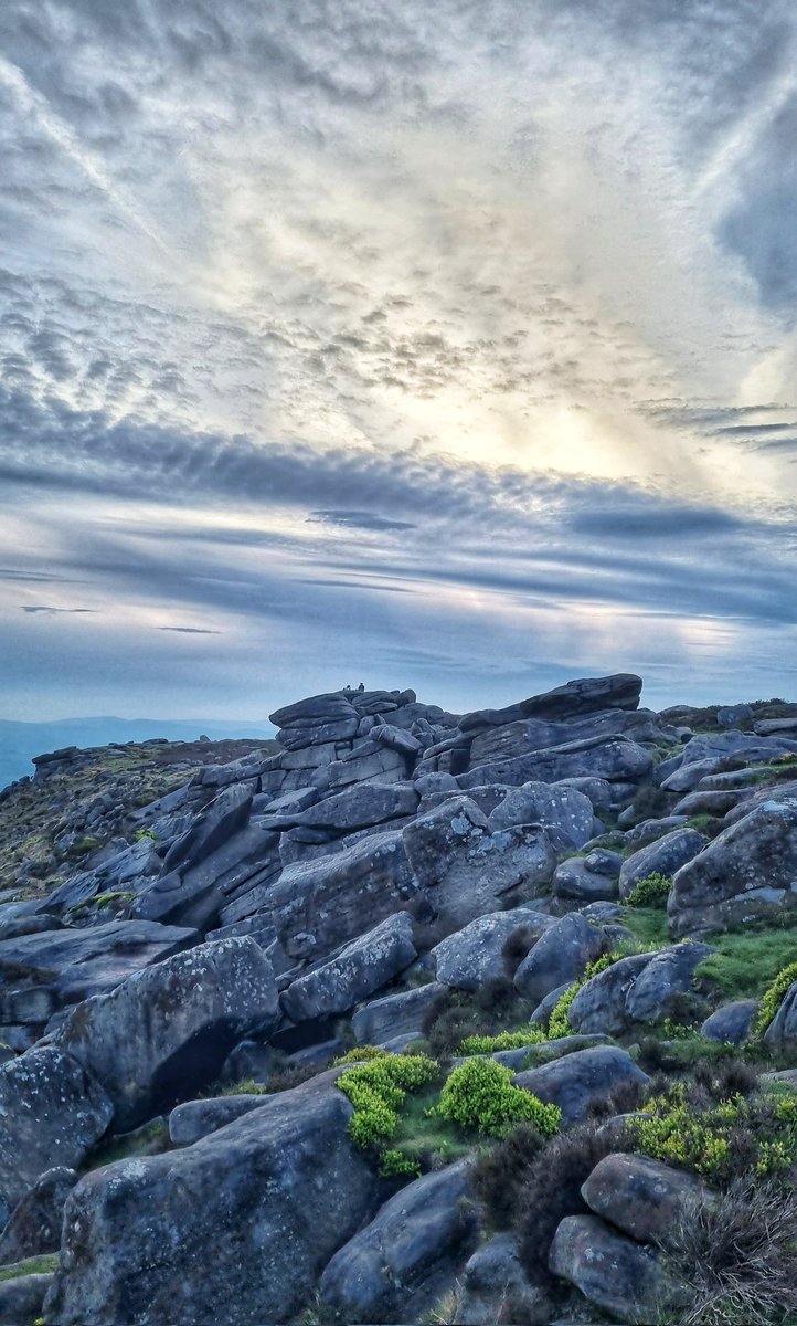 Higger Tor, earlier this evening. #PeakDistrict #Sheffield