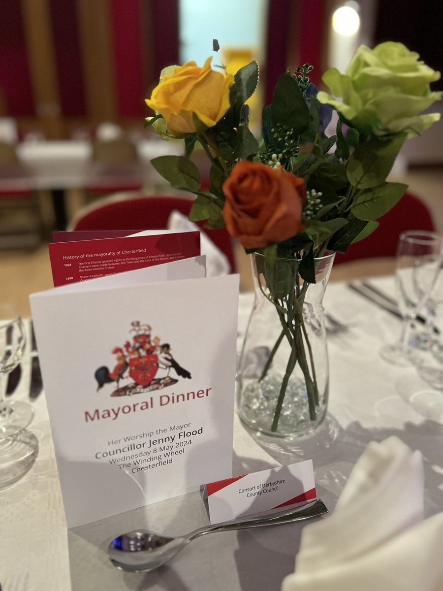 ⭐️ Tonight @MahmudNawaz, our Trust Chair, has offered a toast to our new Mayor of @ChesterfieldBC at the Mayoral Dinner. Mahmud’s speech covered inequalities and the our commitment to collaboration. Mahmud outlined our vision for the future: “Our hospital is a pillar of this…