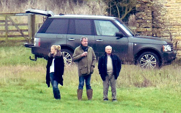 Absolutely love @JeremyClarkson’s motor in #ClarksonsFarm. ❤️ He said: “Of course I could afford to replace the old Range Rover” but added “i’d have to wait 17 years for it to become ‘my’ car.”