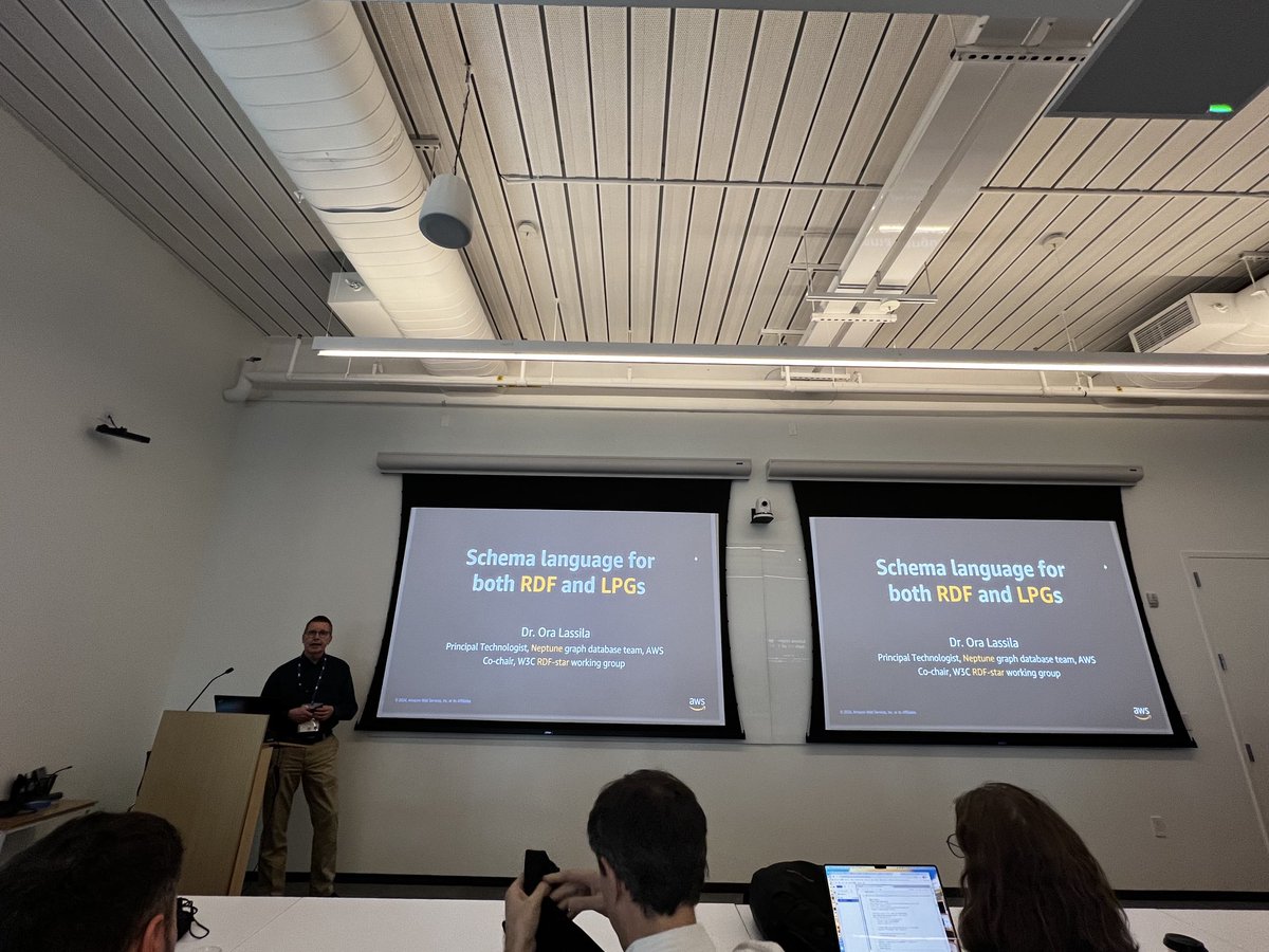 .⁦<a href="/oralassila/">Ora Lassila</a>⁩ on one schema language to rule them both (RDF and property graphs). One of the ⁦<a href="/KGConference/">The Knowledge Graph Conference (KGC)</a>⁩ talks I’ve been most looking forward to. #kgc2024