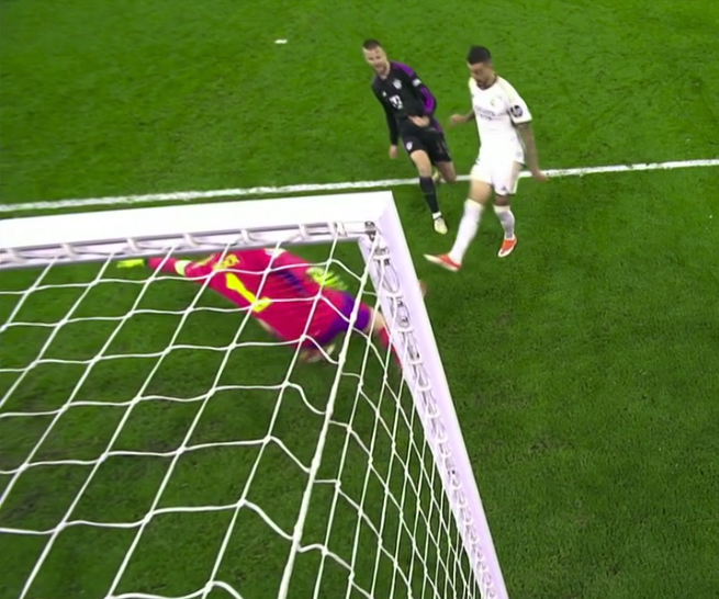 leoncitodelfut's tweet image. A MÍ YA NO ME QUEEDA DUDA: DIOS ES MADRIDISTA

¿Que sentido tiene el REAL MADRID?
¿QUÉ JODIDO SENTIDO TIENE EL REAL MADRID?

LO FALLA NEUER Y LO MARCA JOSELU, ES EL CLUB CON MÁS ÁNGEL DE TODO EL PLANETA