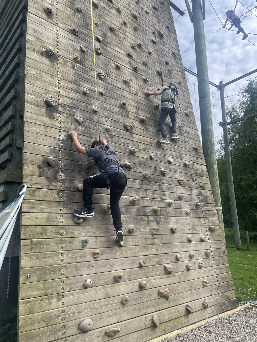 New Park Primary School tweet media