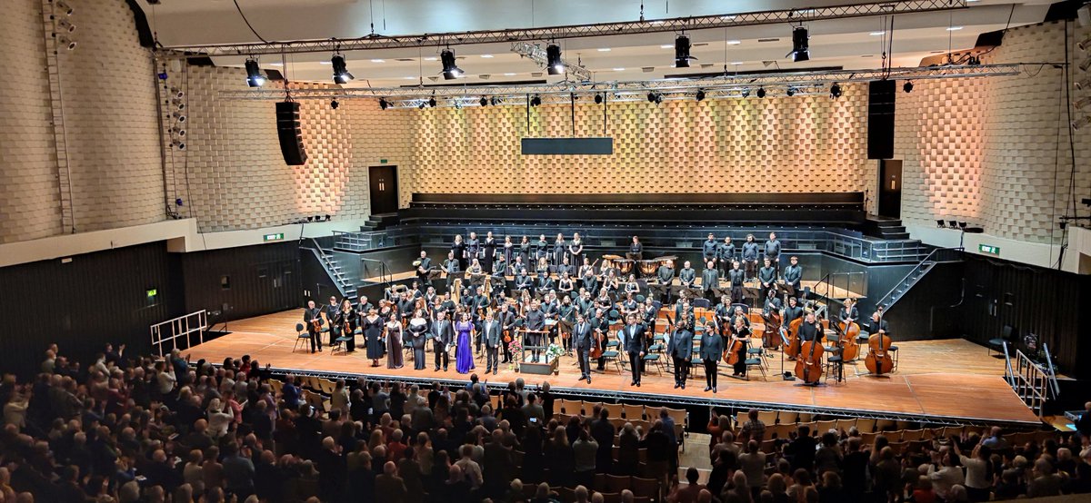 1st time venturing south to @LighthousePoole to hear @BSOrchestra. Thrilled to finally witness live the magic @KKarabits has weaved here for 15 years, in tonight's #Tchaikovsky #Iolanta. #BraviTutti superb cast, #chorus + #orchestra for an excellent performance. #Opera #Classical
