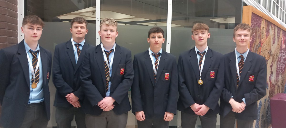 Ardscoil Rís Limk tweet media