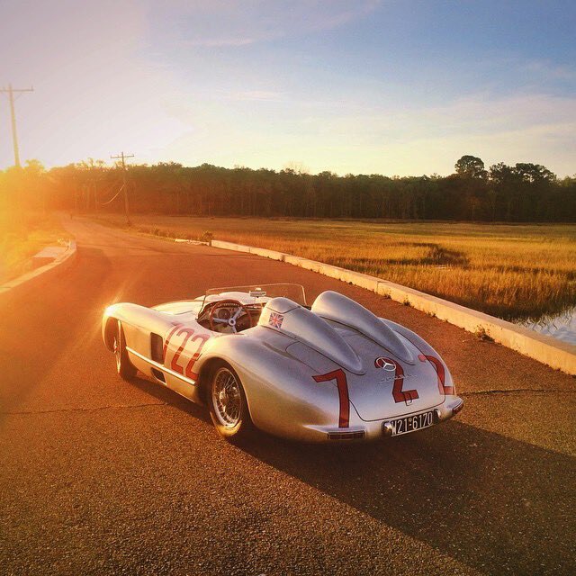 The thanksgiving service in London today for Stirling Moss means it’s time to revisit the Petrolicious archive to celebrate the life and times of the great man. See our interview with Stirling and a last drive in the all-conquering 722 #MbMille youtube.com/watch?v=fJsdw-…