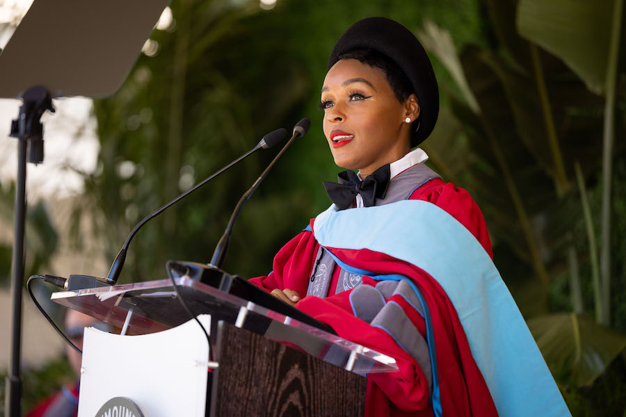 LoyolaMarymount's tweet photo. .@JanelleMonae, acclaimed artist, author, actor, and fashion icon, told LMU’s master’s degree and doctoral candidates that “we need a new standard of love in this world.”: https://t.co/JVW4JrCTyi 

Watch the full address ➡️ https://t.co/XoJCo559Pd

#LMUGrad https://t.co/gtBfkHAvQA