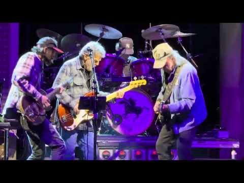 This 78 year old man on the R backed by Willie Nelson’s son Micah, an 80 year old drummer (Ralph Molina), and an 80 year old bass player (Billy Talbot) put on perhaps the best rock show I’ve ever seen last night. Old guys rock!