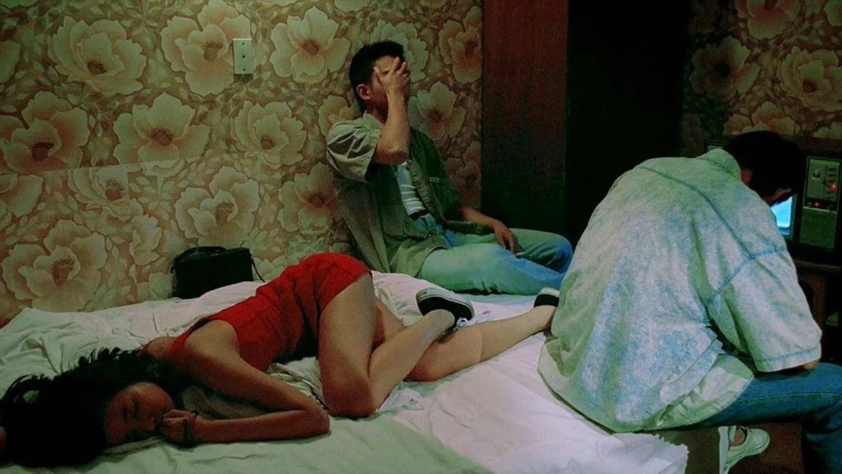 Tsai Ming-liang’s moody, minimal, Taipei-set ode to lonely urban lust is one of the great film-career debuts. REBELS OF THE NEON GOD, back on the big screen starting May 10: roxie.com/film/rebels-of…