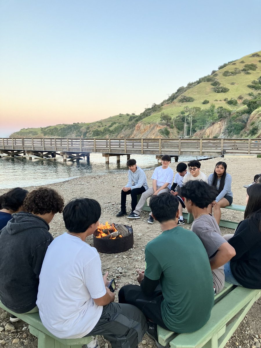 msa5lobos's tweet photo. Acabamos de volver de una aventura fantástica! ¡Nuestros Lobos de noveno grado pasaron 2 noches y 3 días en la isla Catalina en el campamento de ciencias marinas! Se sumergieron en el aprendizaje práctico, explorando el increíble ecosistema marino de la isla. https://t.co/4oExnbGRbo