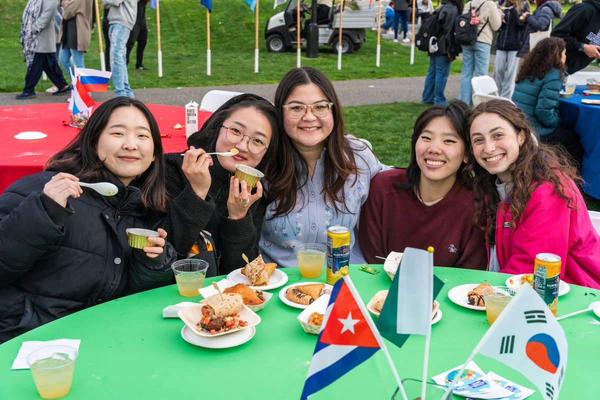 City Streets Festival is an annual campus celebration of international heritage, culture, and food from around the world. 🌎 A few snapshots from City Streets Festival on Apr. 21. 📸: Jesse Gwilliam