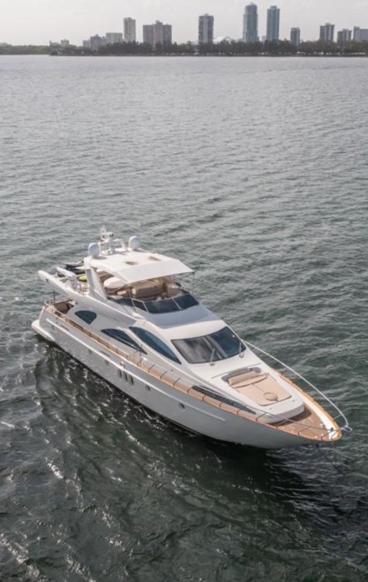 Miami Yacht vibes share my page