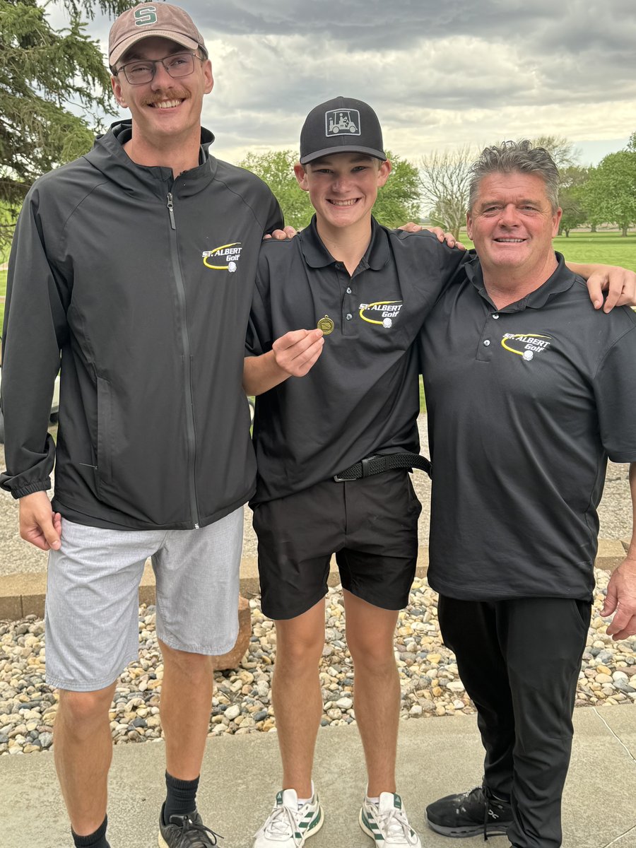 Congrats to Ben Krohn (Fr) for being the Medalist today in Onawa!! Krohn shot 74 (+2) and will now move on to the State Qualifier Monday in Anita. Good luck!