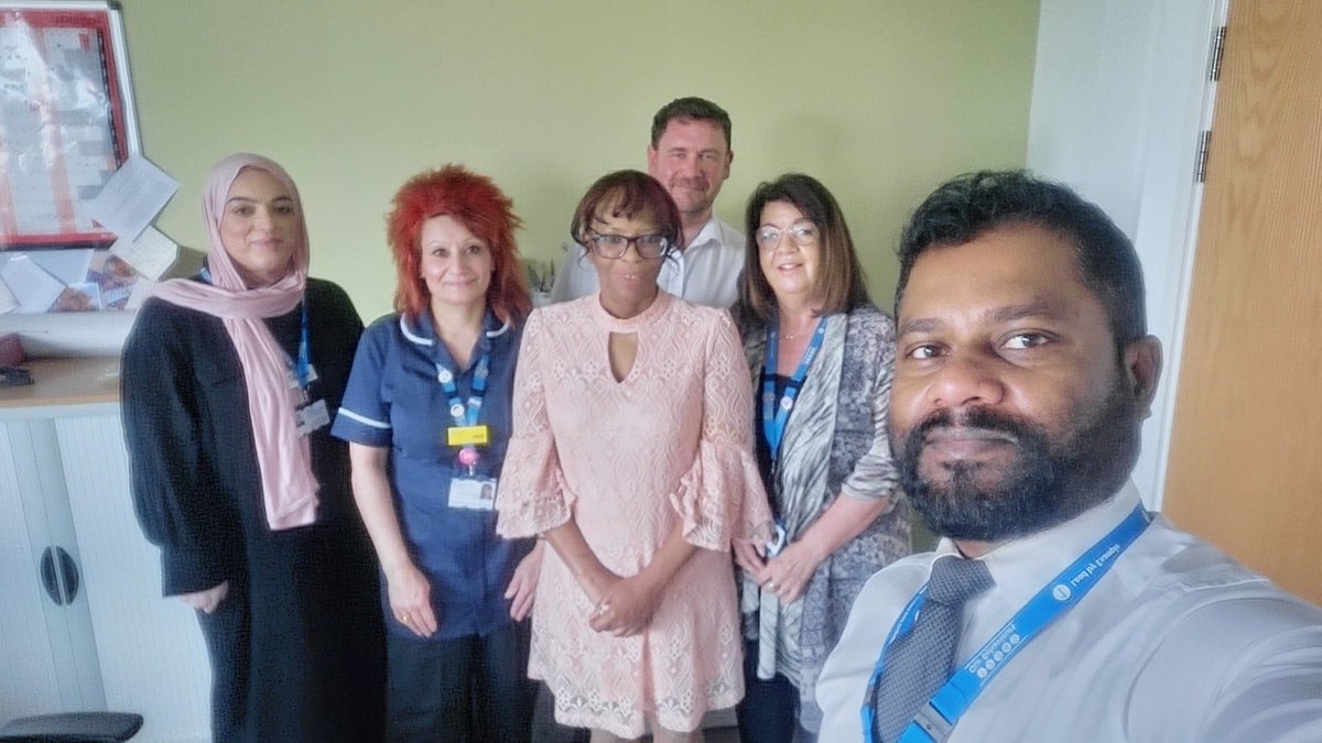 sureshpackiam's tweet image. Nothing better than spending time with Clinical team and able to witness the great work they do..#Asylumsupport..such a difficult job but doing with passion..@johnpullar @hateley_andrew @GeorgieWoodcock @NeilCarrMPFT @SteveGrangeMPFT @JCollierNHS @mpftnhs @SSoTEDI